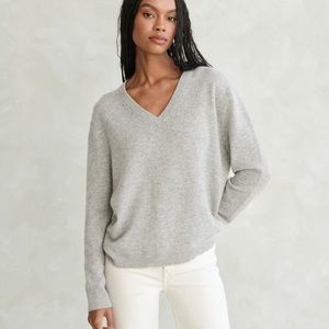 Jenni Kayne Flynn Cashmere Sweater V-neck, NWT, XS, sold out, gray